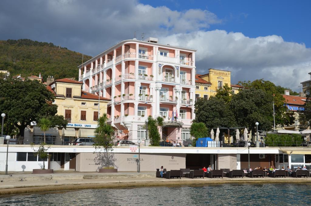 Hotel Mozart Opatija Phòng bức ảnh