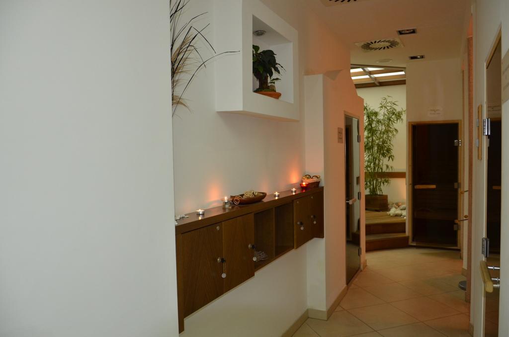 Hotel Mozart Opatija Ngoại thất bức ảnh