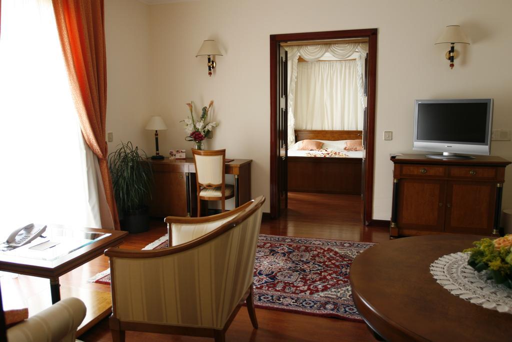 Hotel Mozart Opatija Ngoại thất bức ảnh